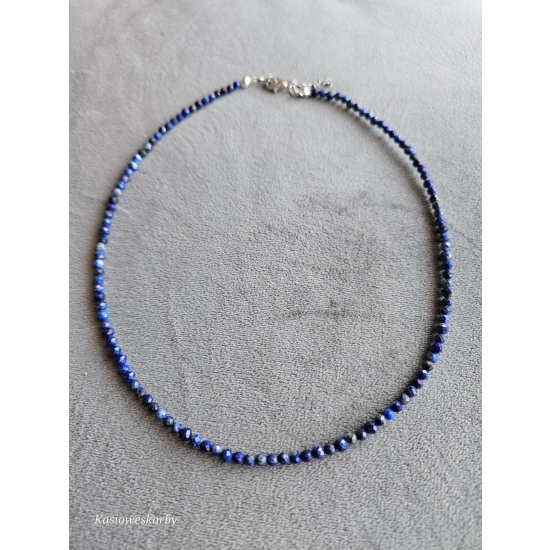 Naszyjnik z kamieni lapis lazuli